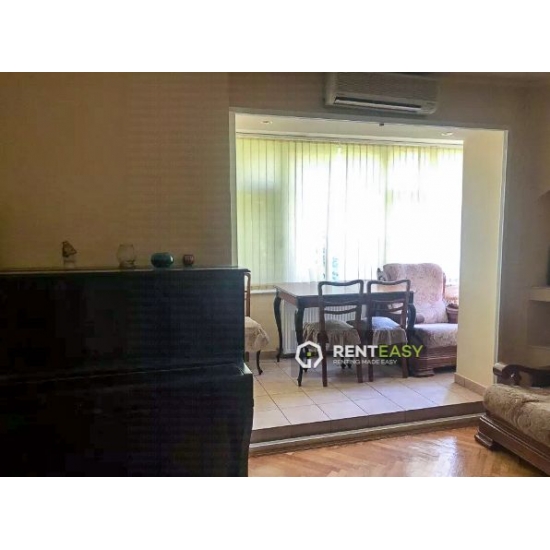 Apartament cu 4 camere de inchiriat in zona Copou